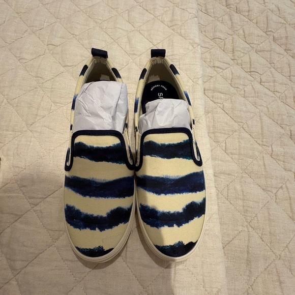 Sperry Shoes - Sperry Navy Tie-Dye Slip-On Sneakers Sz 6.5
